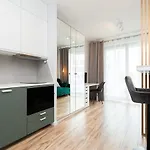 Cozy Apartment Jana Kazimierza, Wola